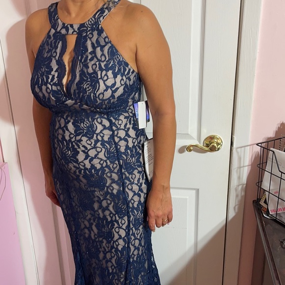 Evening gown - Picture 2 of 7